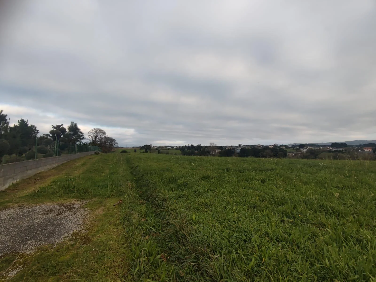 Parcela urbanizable costera cerca de Tapia