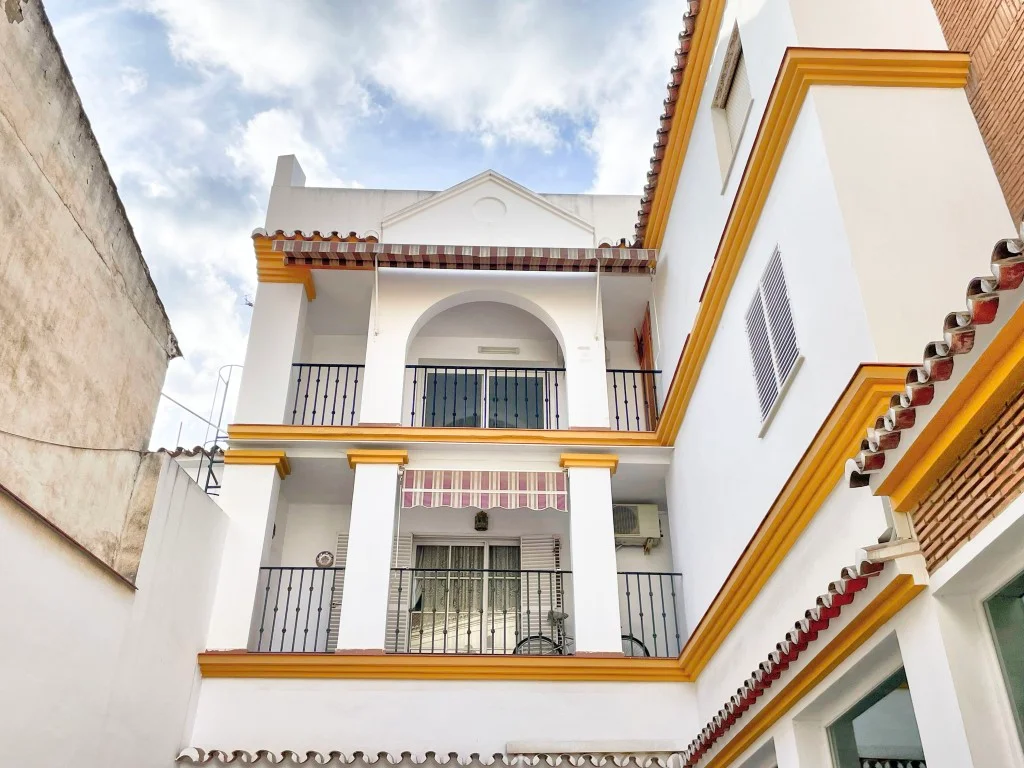Central Vélez-Málaga flat with terrace