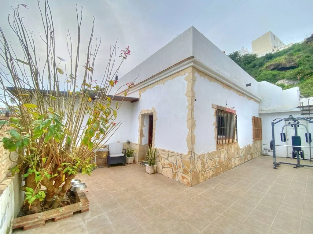 Shared coastal house, 3 bedrooms