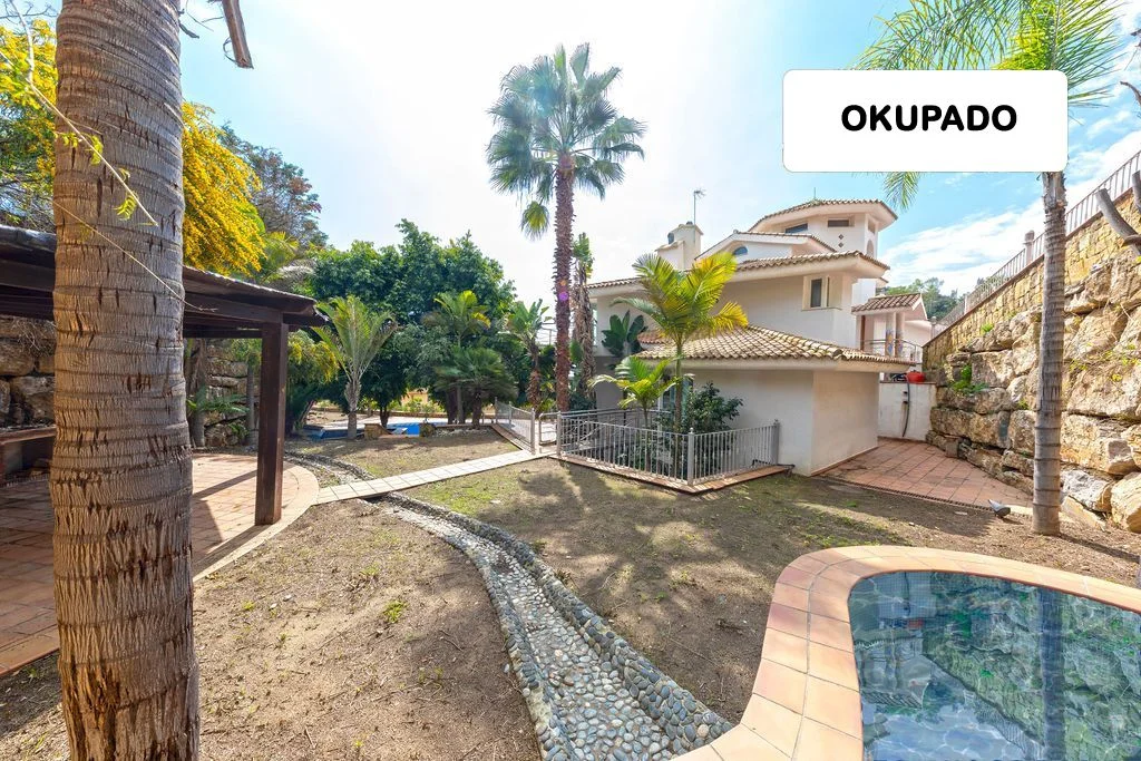 Casa okupada en Benahavís, 919 m²