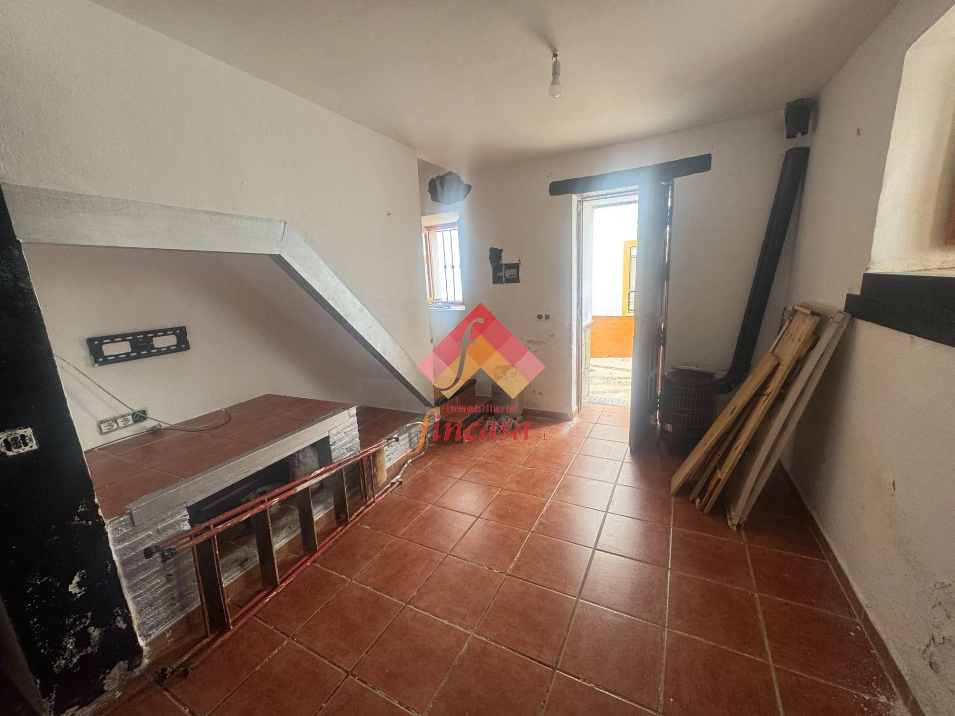 Casa de tres dormitorios cerca del centro de Benaoján