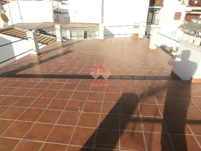 Edificio céntrico con tres viviendas