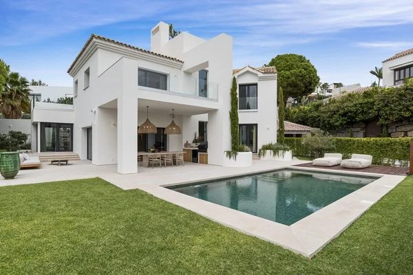Renovated villa with private pool