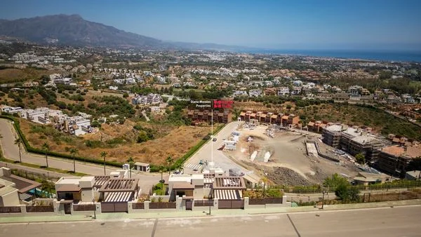 Modern villa with private pool, four bedrooms