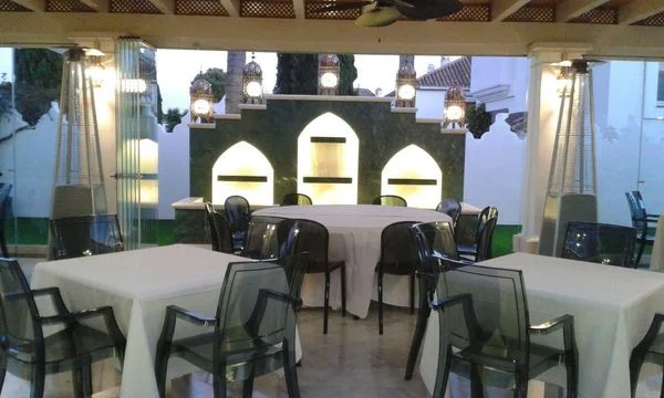 Street-level commercial unit near Banus