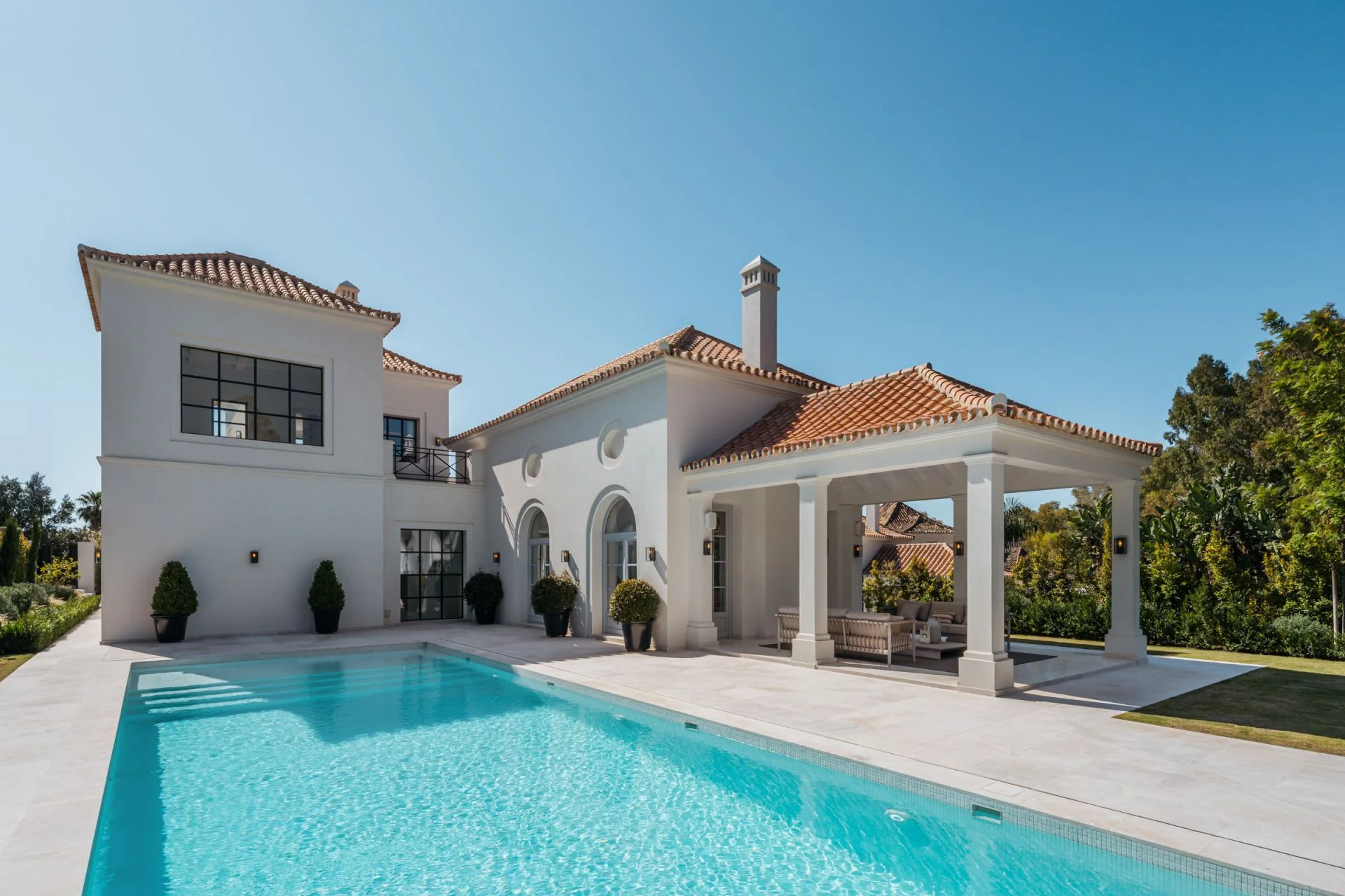 New villa in La Cerquilla, 4 bedrooms