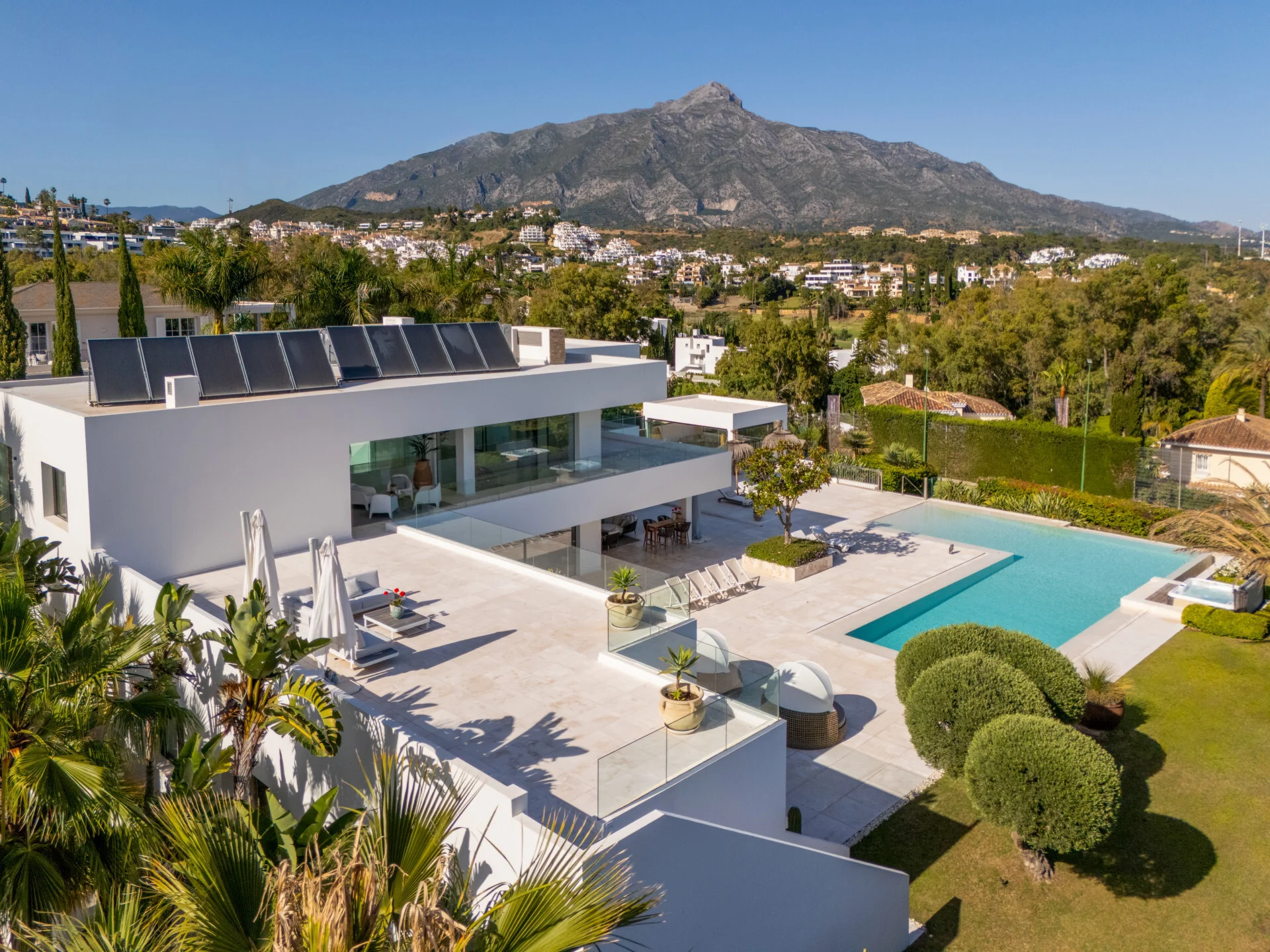 Villa nueva en Marbella, 7 dormitorios