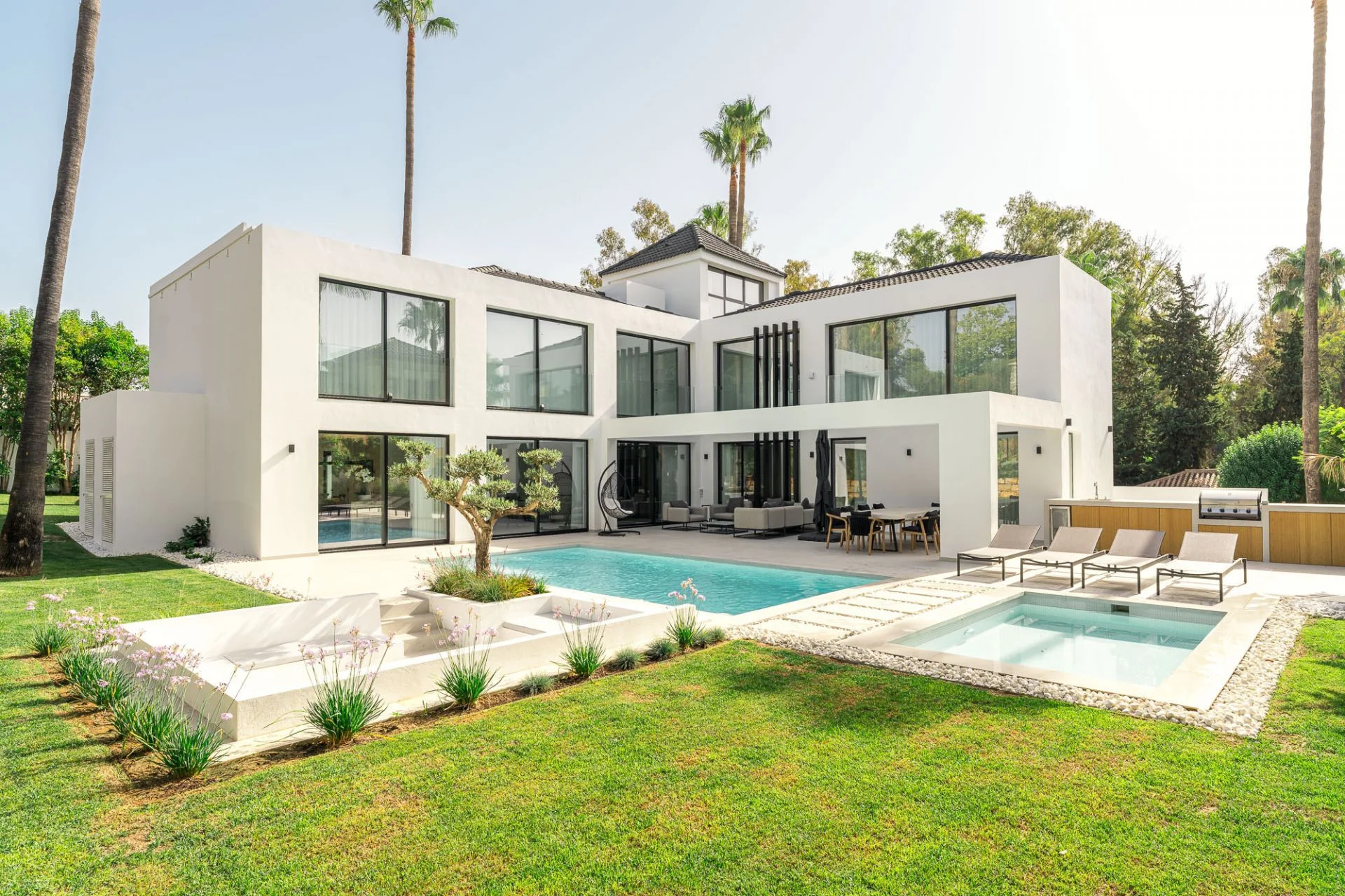Refurbished Marbella villa, 4 bedrooms
