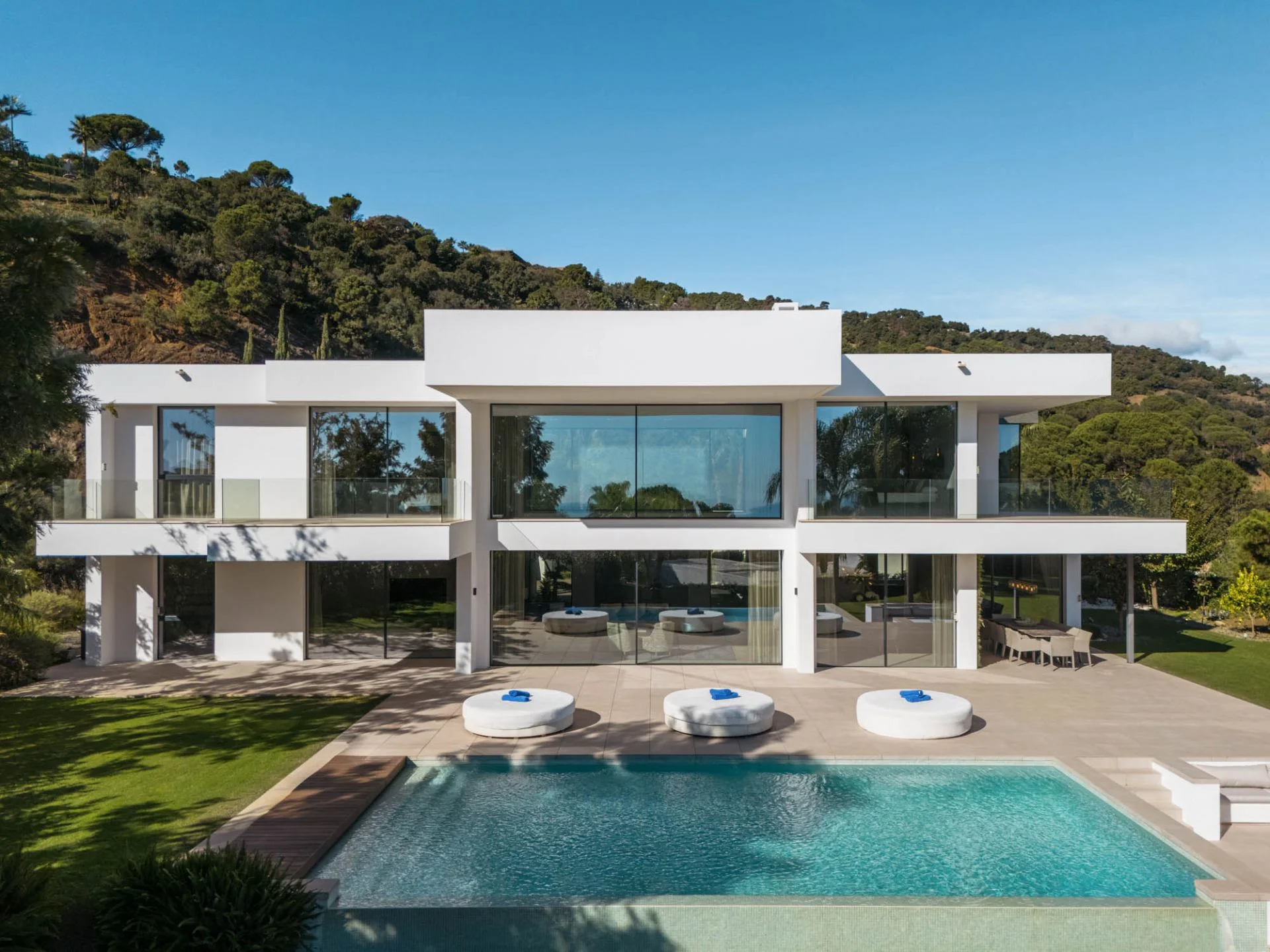 Marbella villa with five ensuite bedrooms