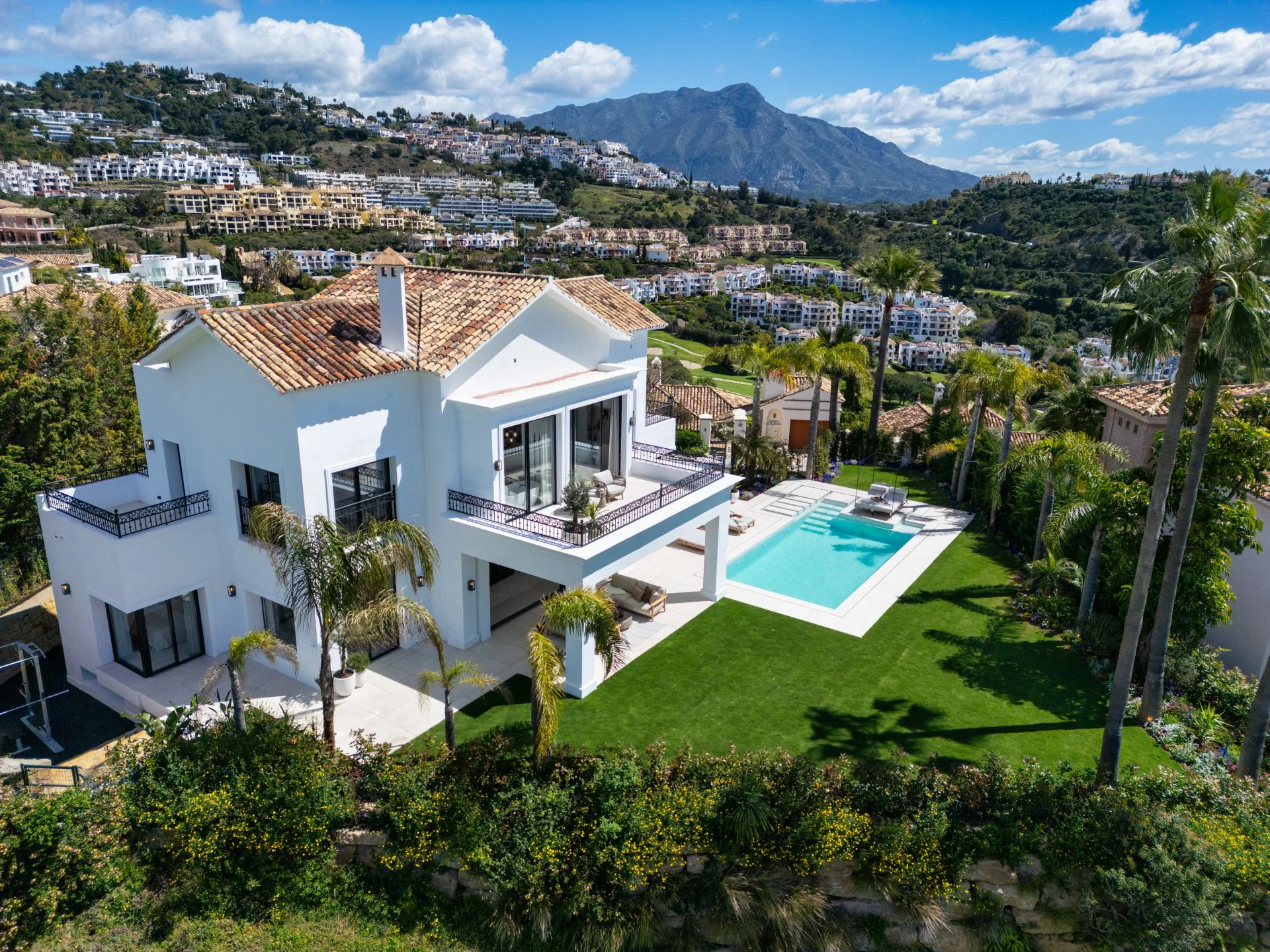 Villa renovada en Marbella, cinco suites