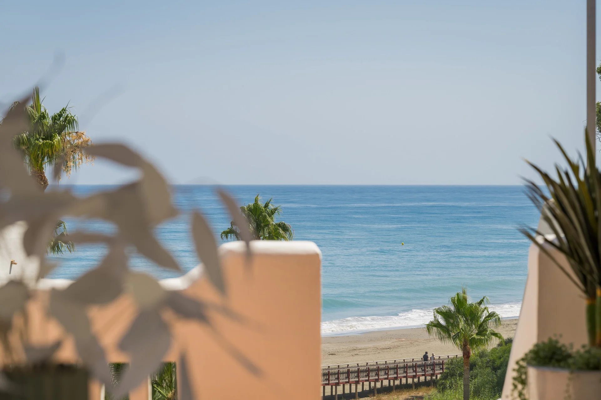 Renovated Estepona penthouse, sea views