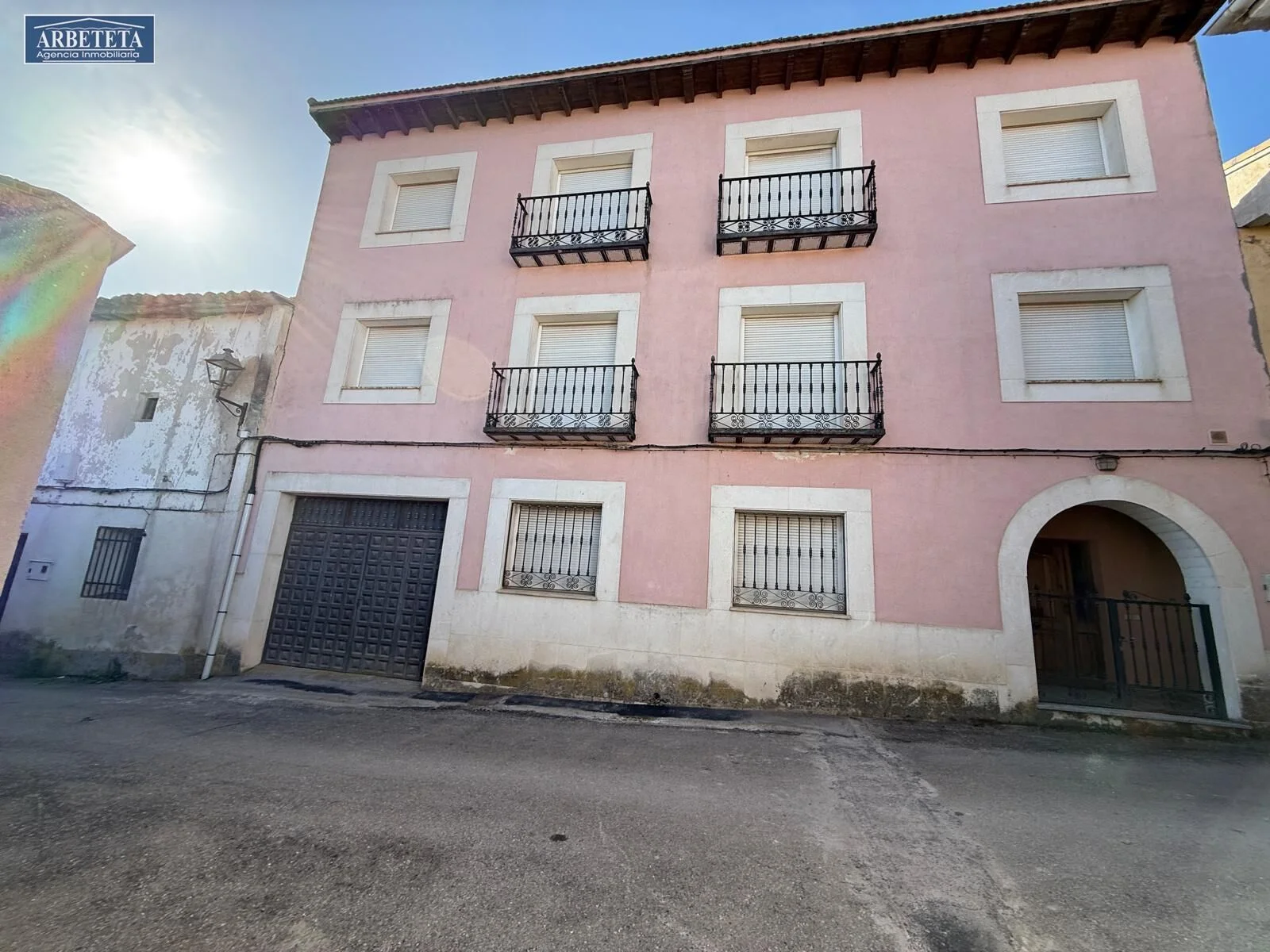 Large village house with rural upside