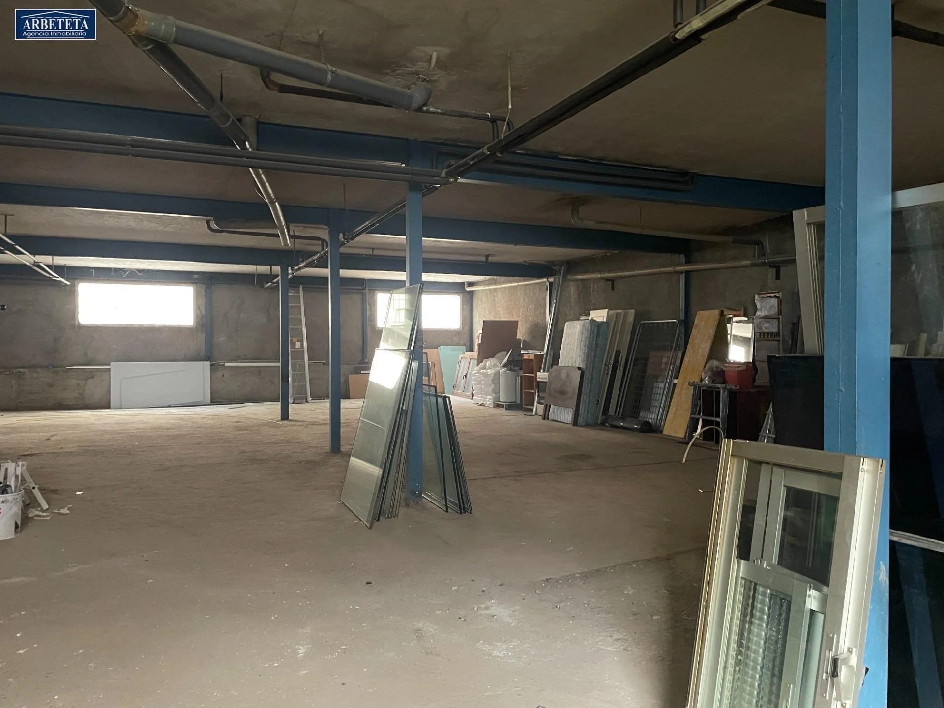 Spacious commercial premises in Marchamalo