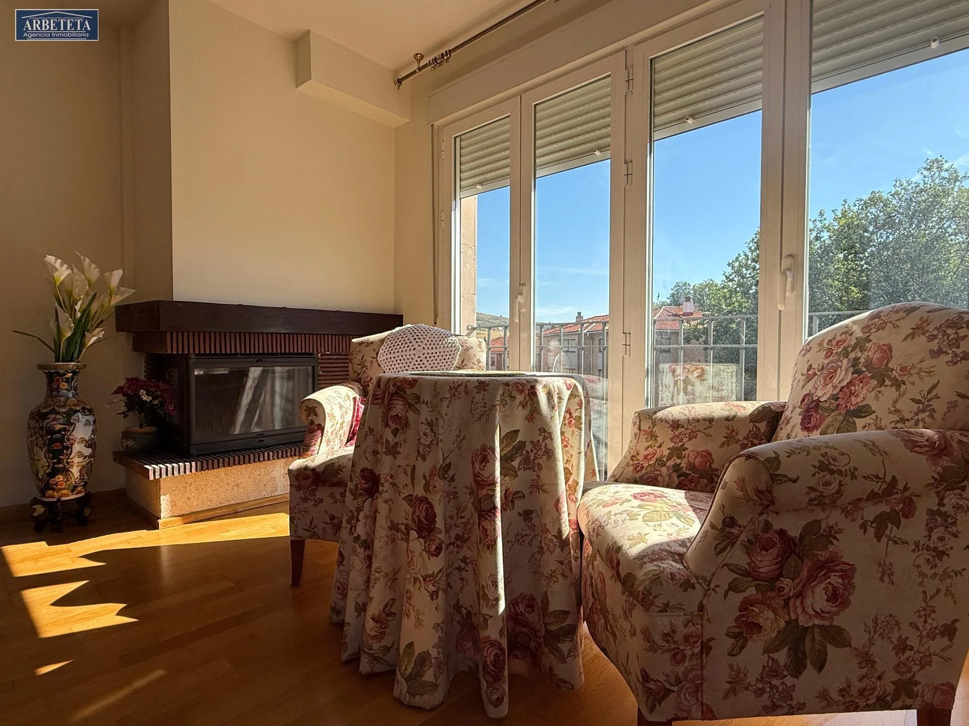 Sigüenza flat with pool, three bedrooms