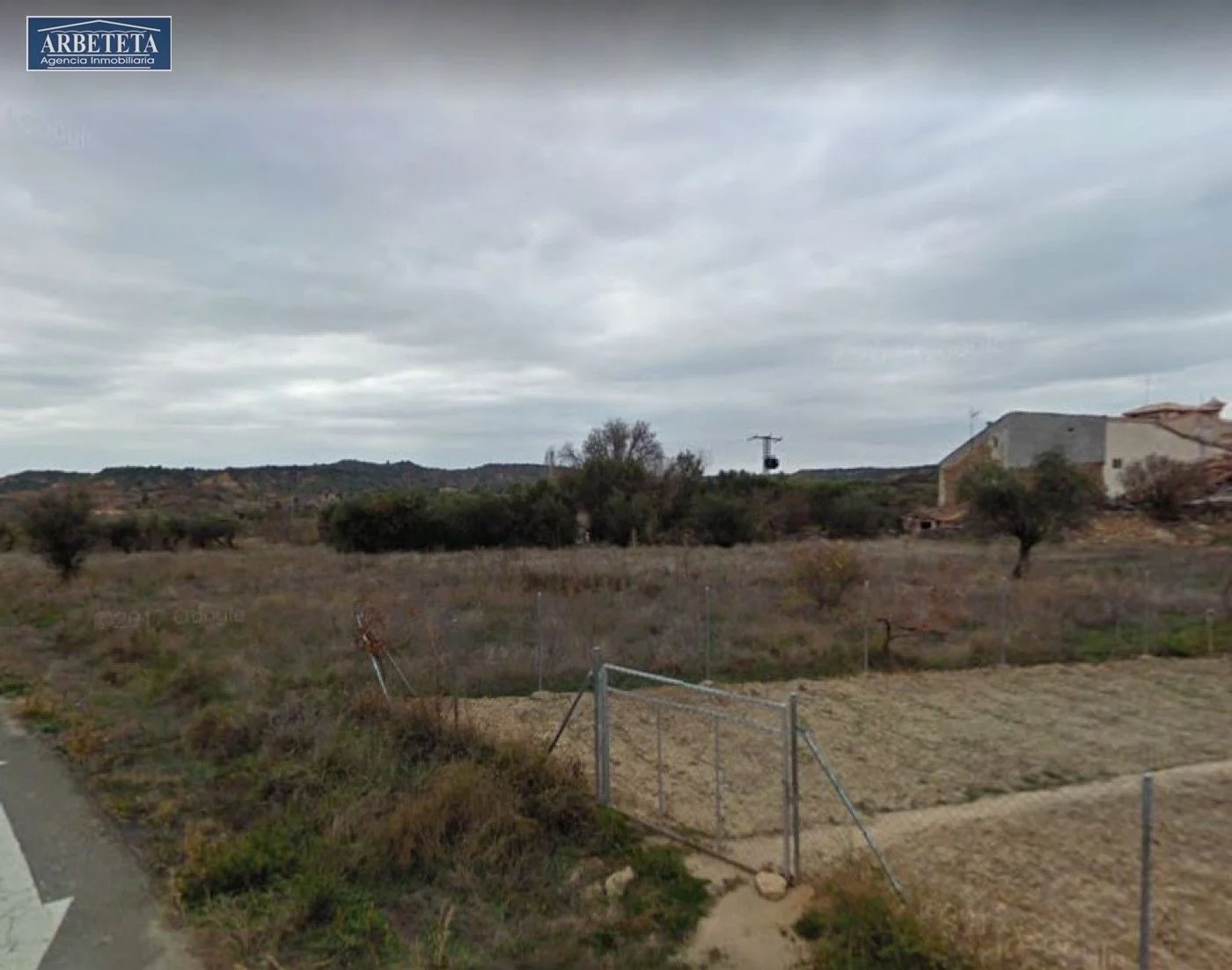 Urbanizable 350 m² plot near Cifuentes