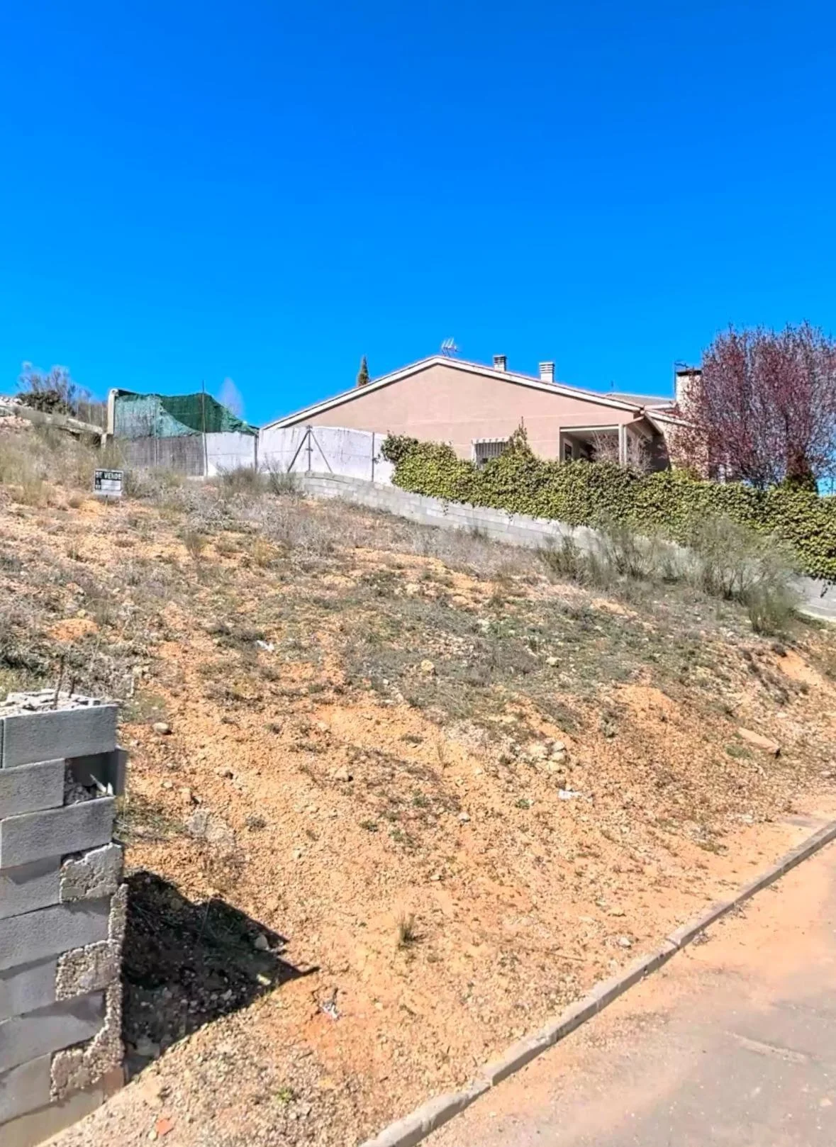 Urban plot in Espinosa, 552 m²