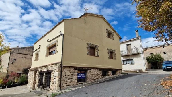 Reformed chalet in Alboreca, 7 bedrooms