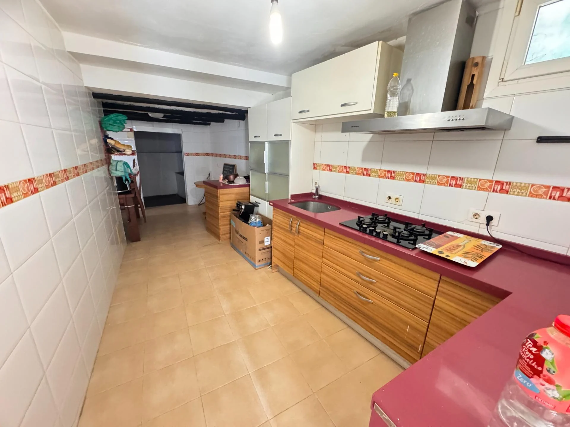 Casa con potencial para dos viviendas en Belinchón