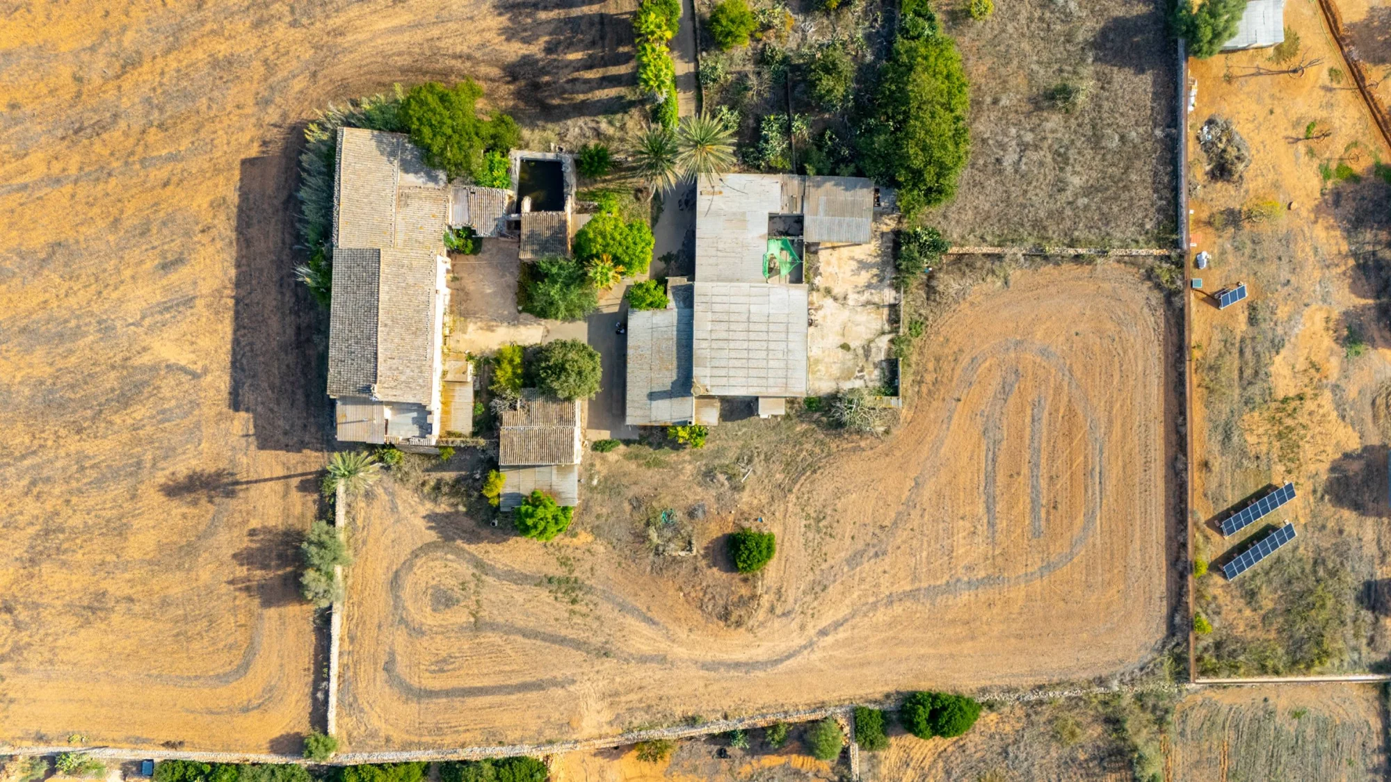 Historic Campos estate with agricultural land
