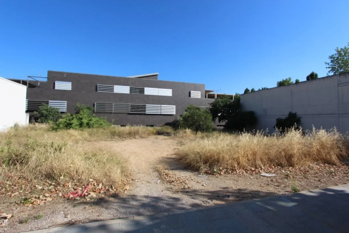 Office development land in Son Espanyol