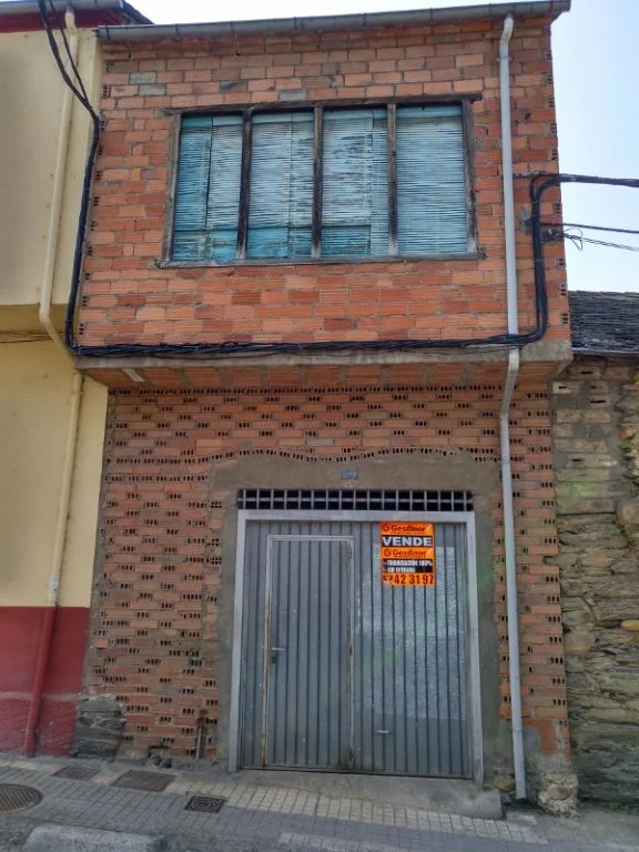 Casa céntrica de 60 m² con potencial