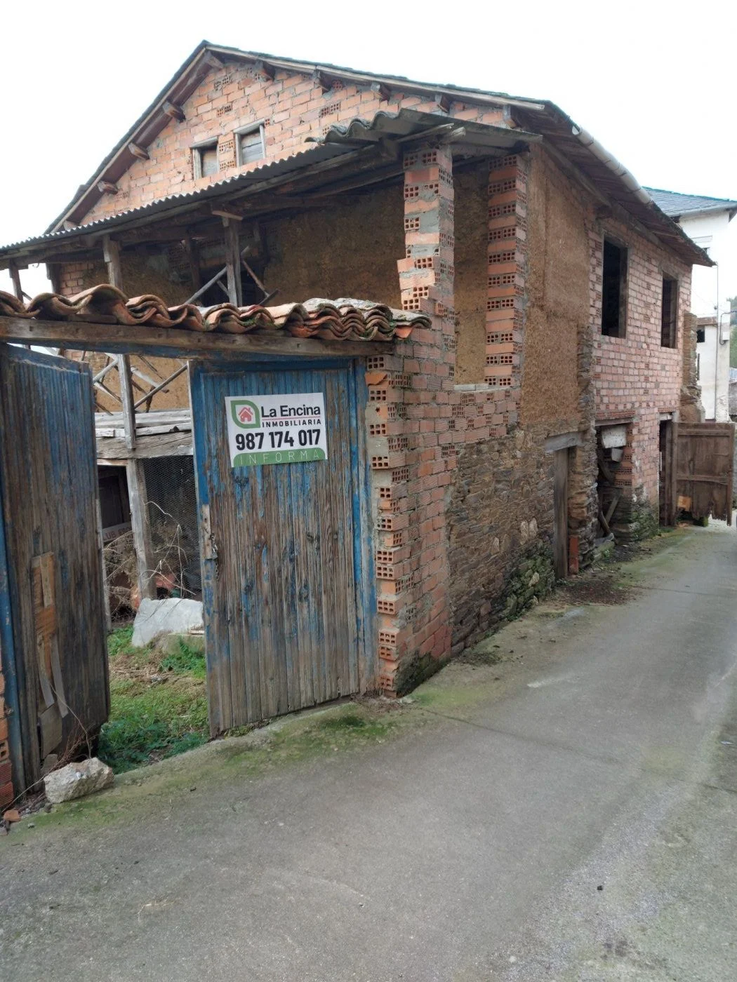 Casa para reformar con parcela de 124 m²