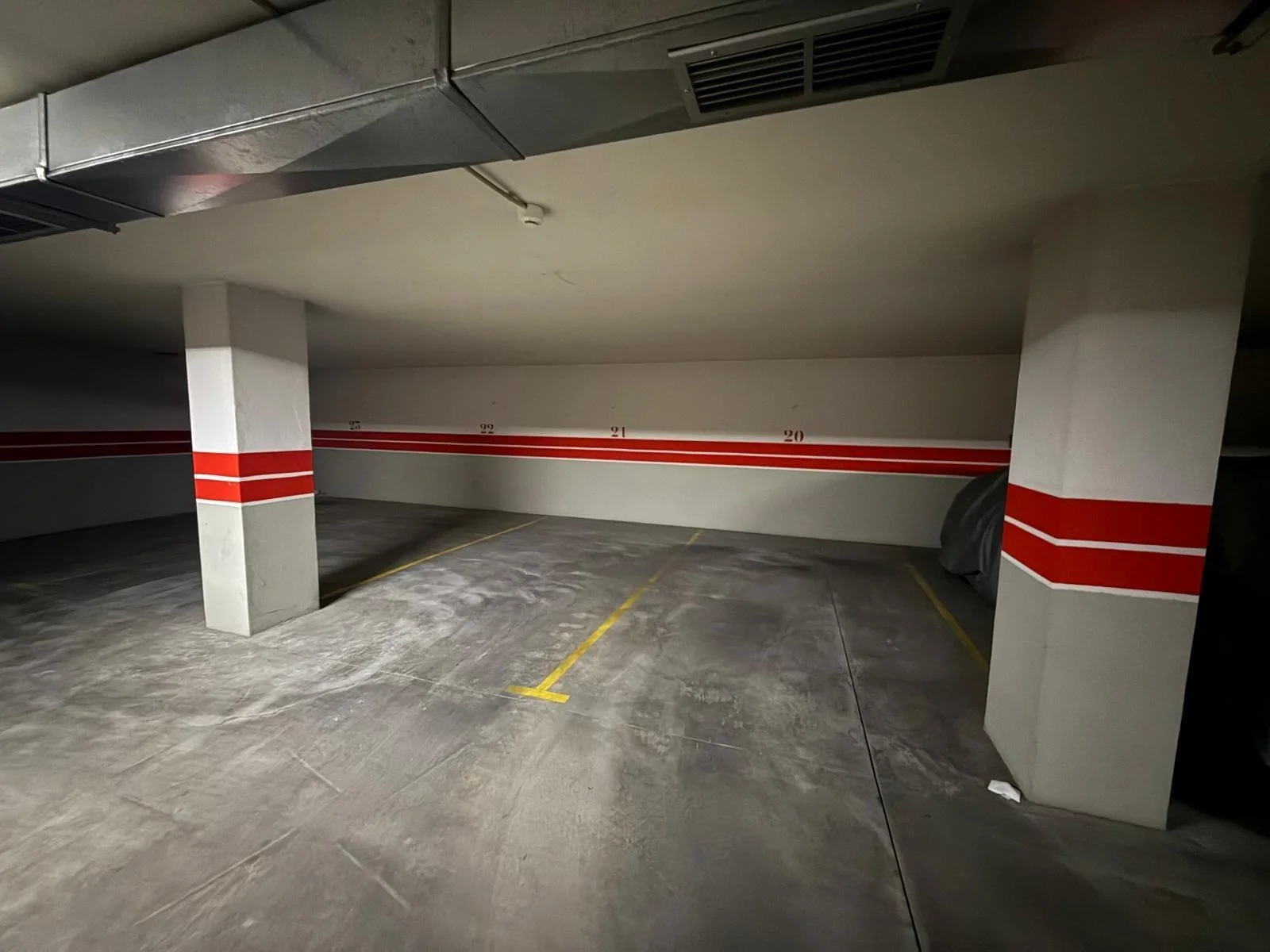 Siete plazas de garaje en Ponferrada centro