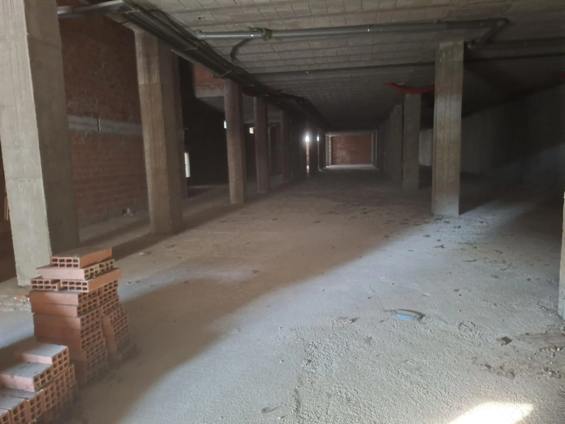 Commercial premises in Ponferrada, 698 m²