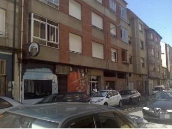 Local comercial de 128 m² en Flores