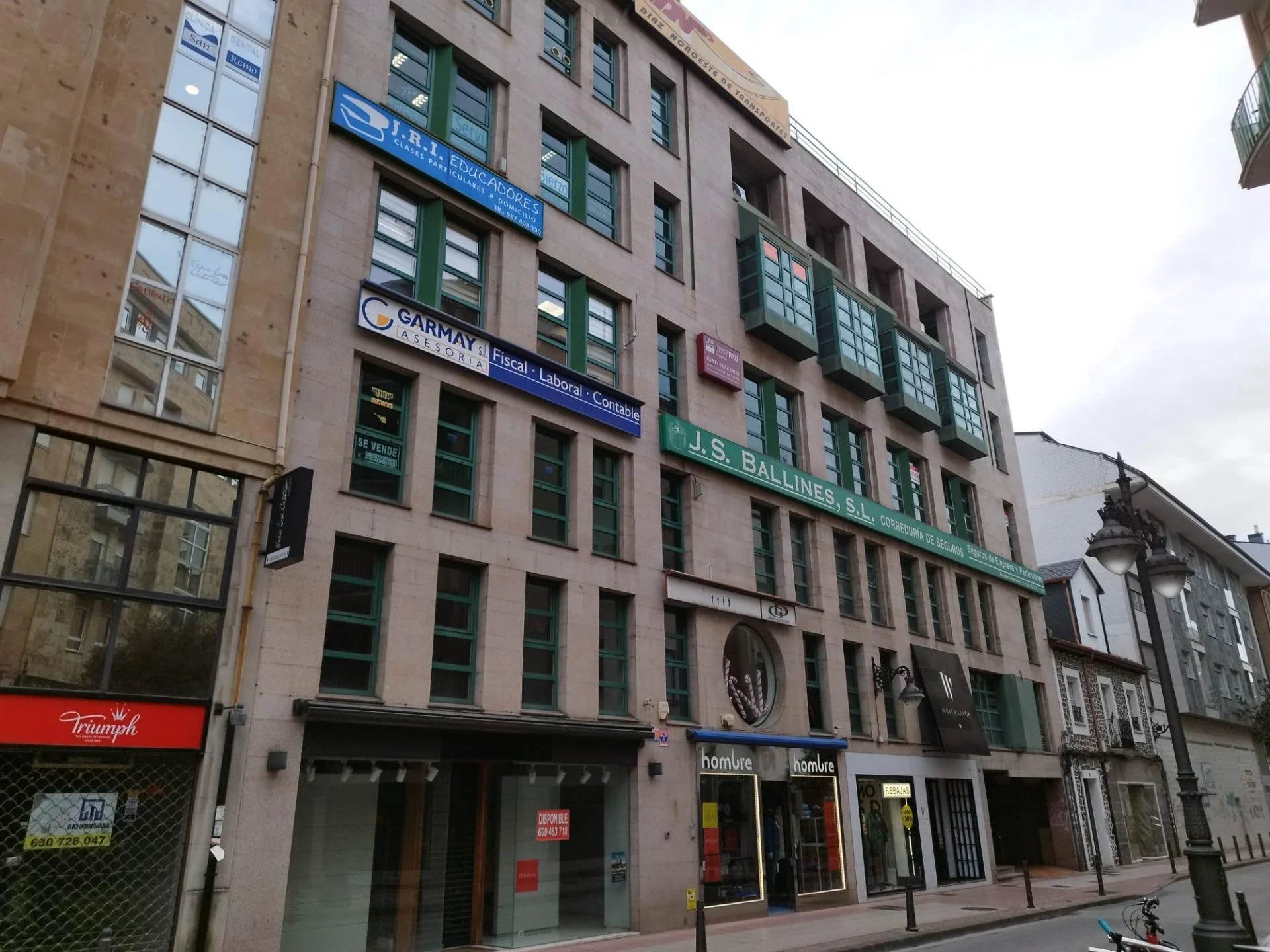 Central office in Ponferrada, 77 m²
