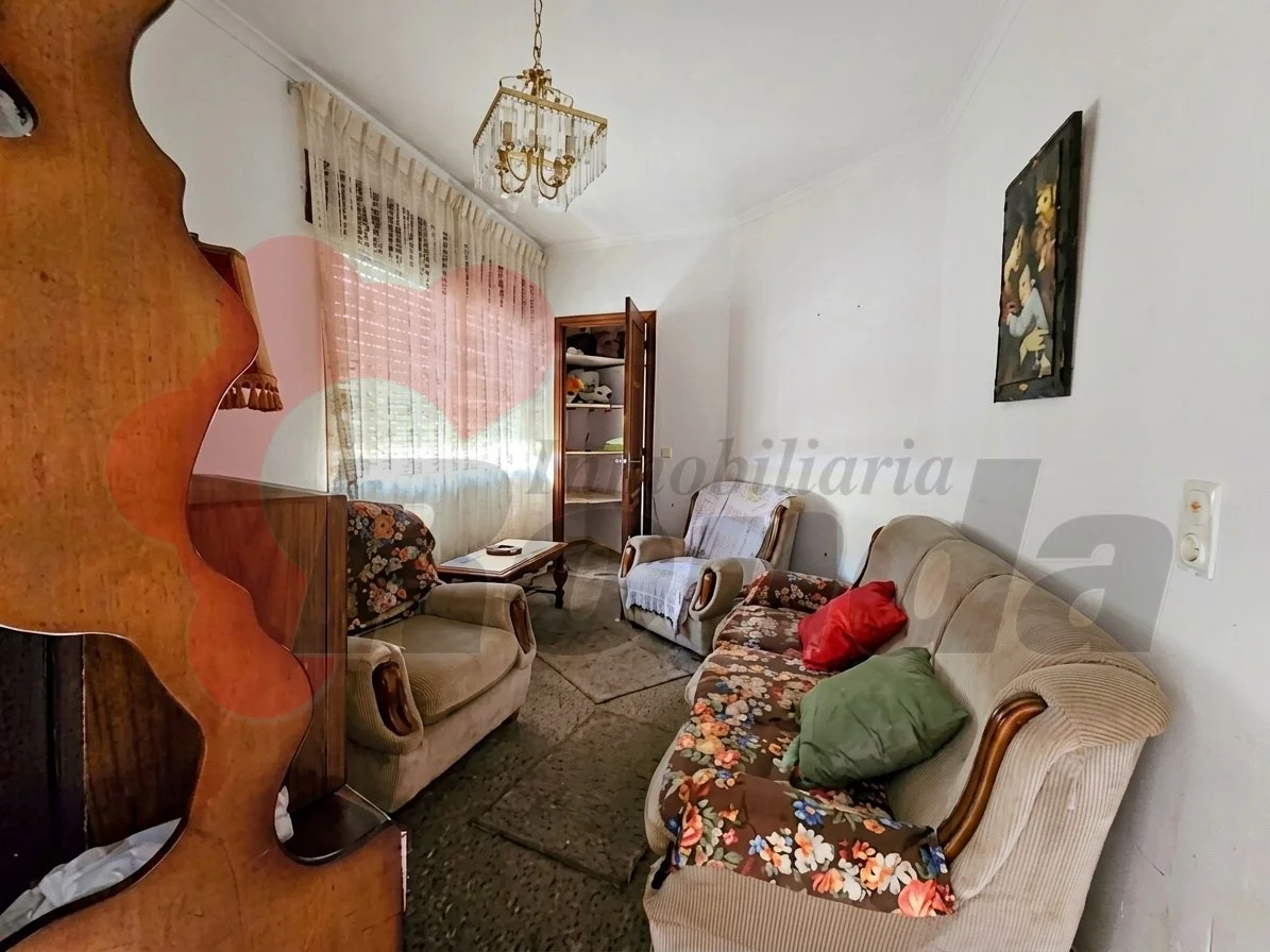 Edificio en Rábade de 454 m² con jardín