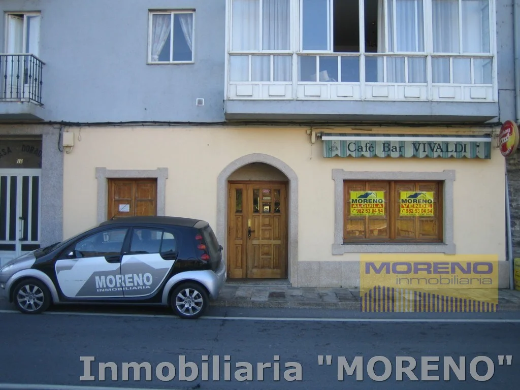 Cafetería operativa en Samos