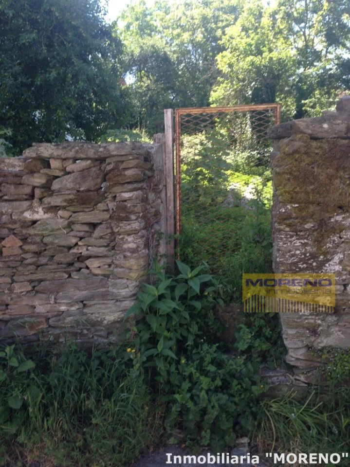 Solar urbano con proyecto y licencia