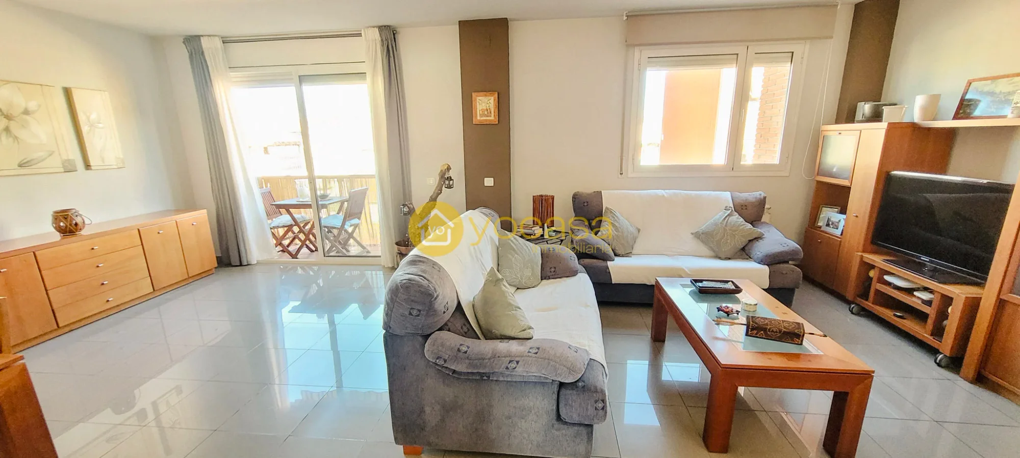 Central Ripollet duplex with terrace
