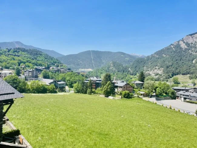 Duplex in Ordino with three bedrooms