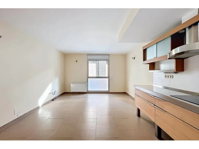 Bright central flat, one bedroom