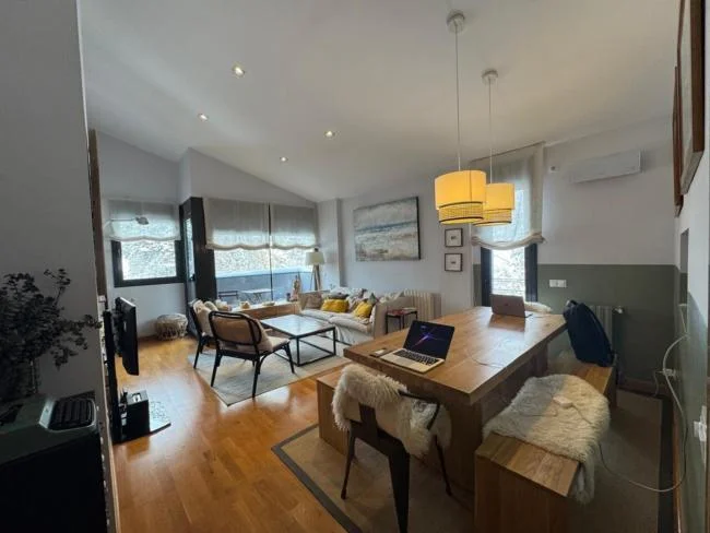 Tenanted La Massana duplex, four bedrooms