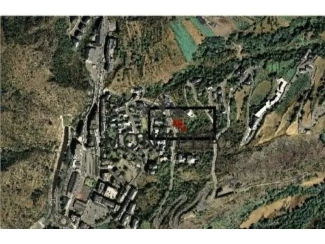 Terreno con proyecto de chalet pendiente de licencia