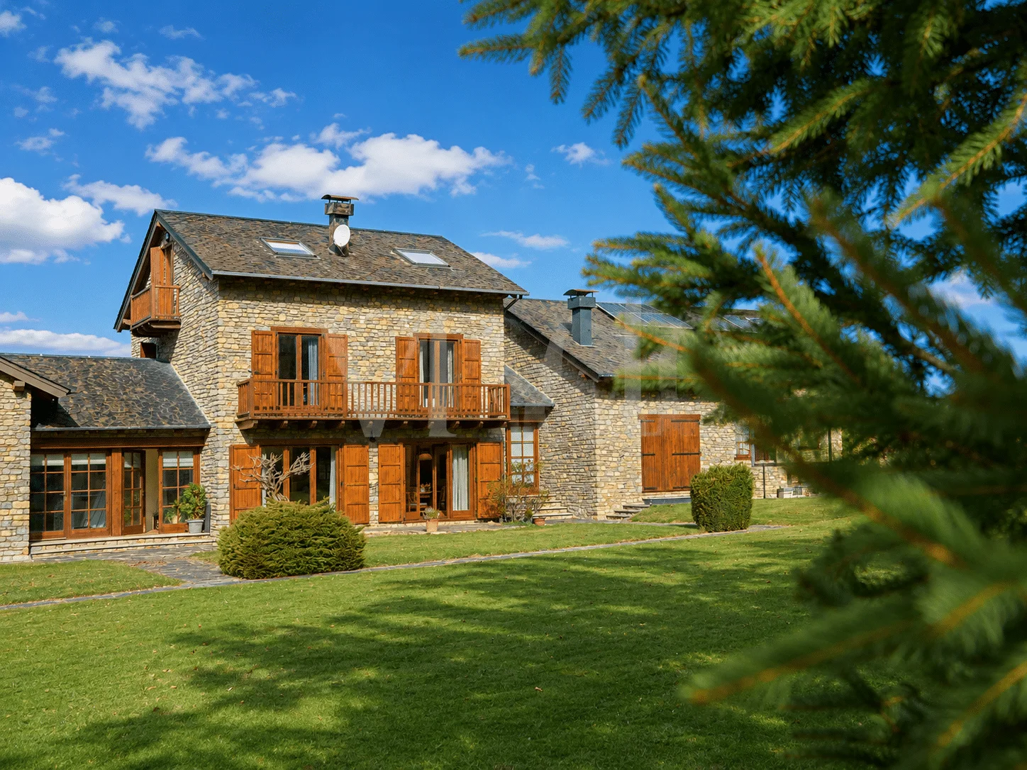 Casa adosada en Vilallobent, 234 m²