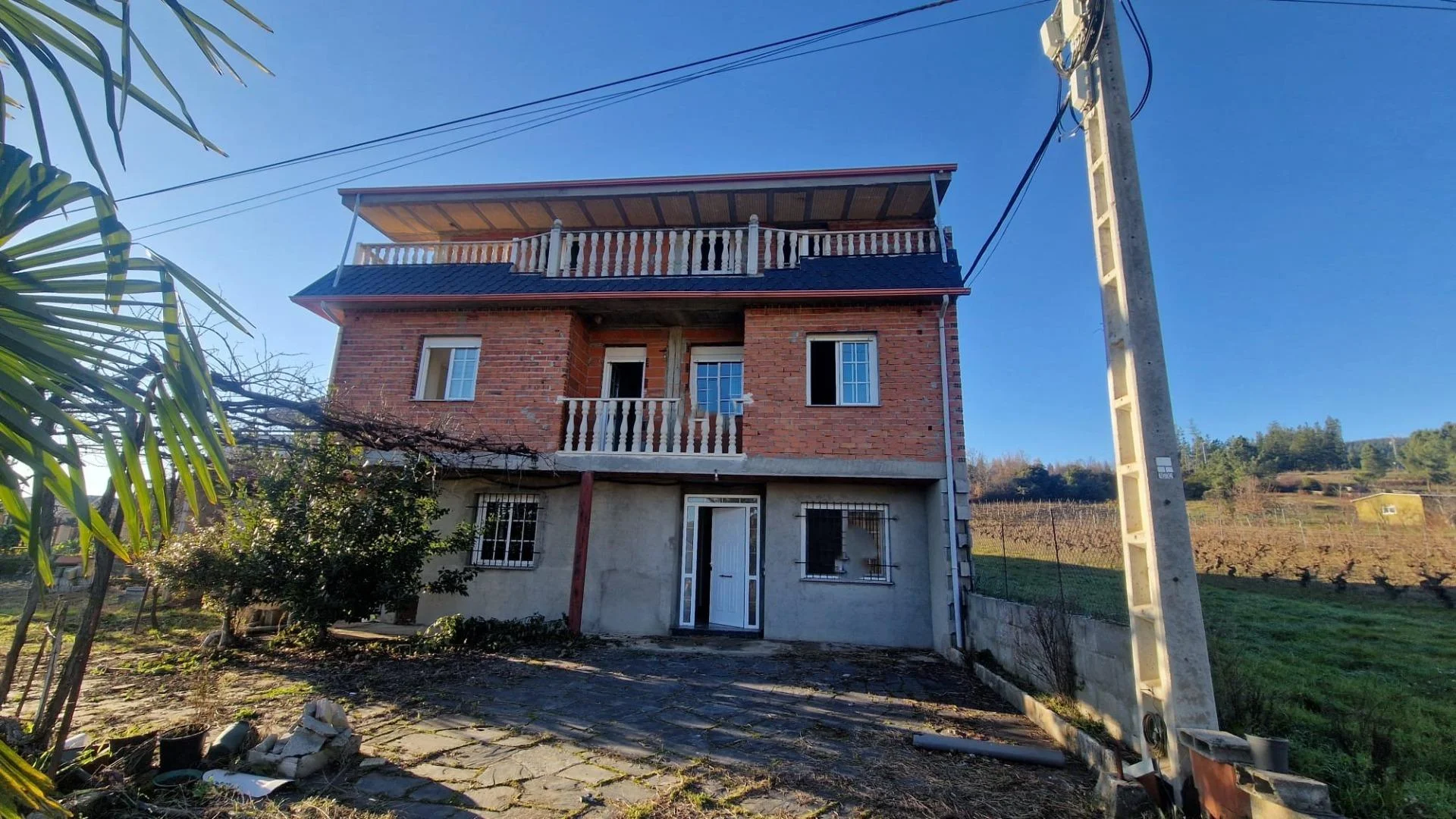 Casa con parcela de 1.600 m² en Arganza, Bierzo