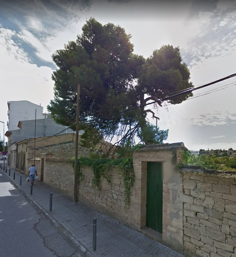 Solar urbanizable céntrico de 718 m²