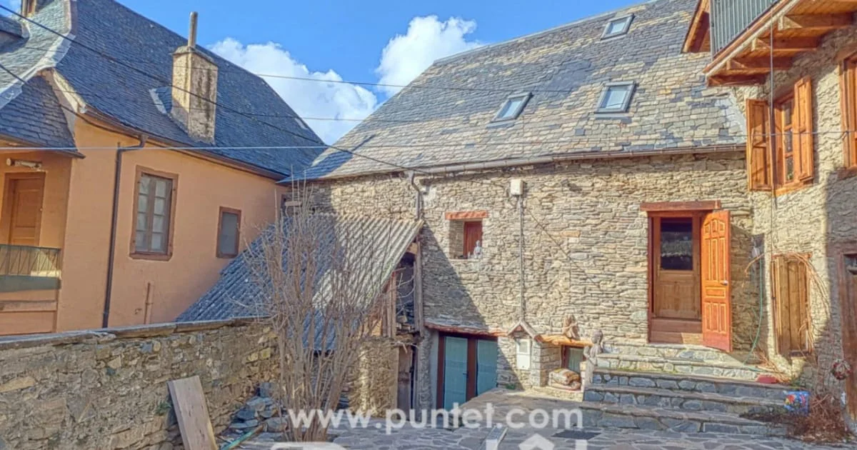 Conjunto plurivivienda en Aubert con expansión