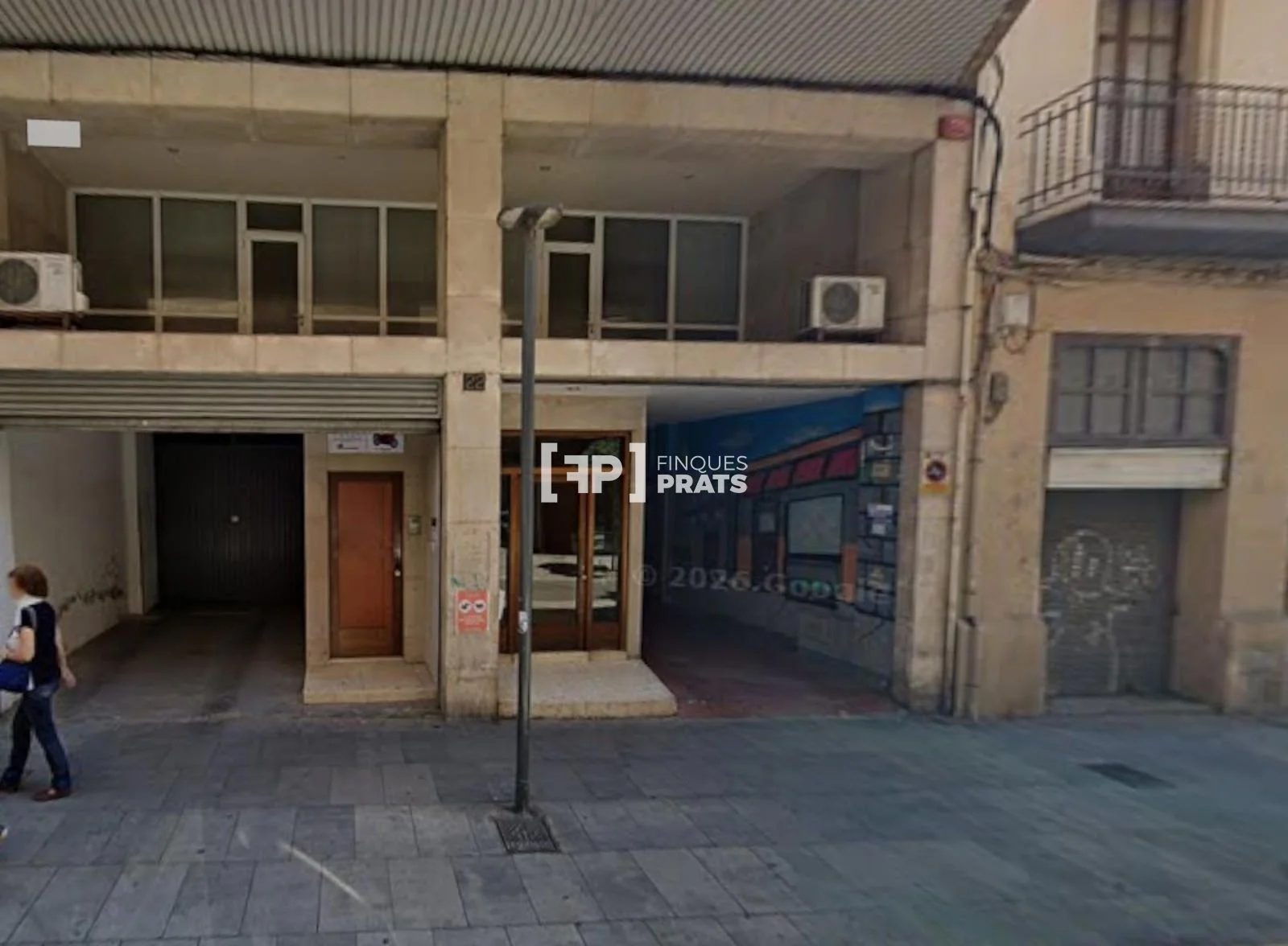 Príncep de Viana parking with storage