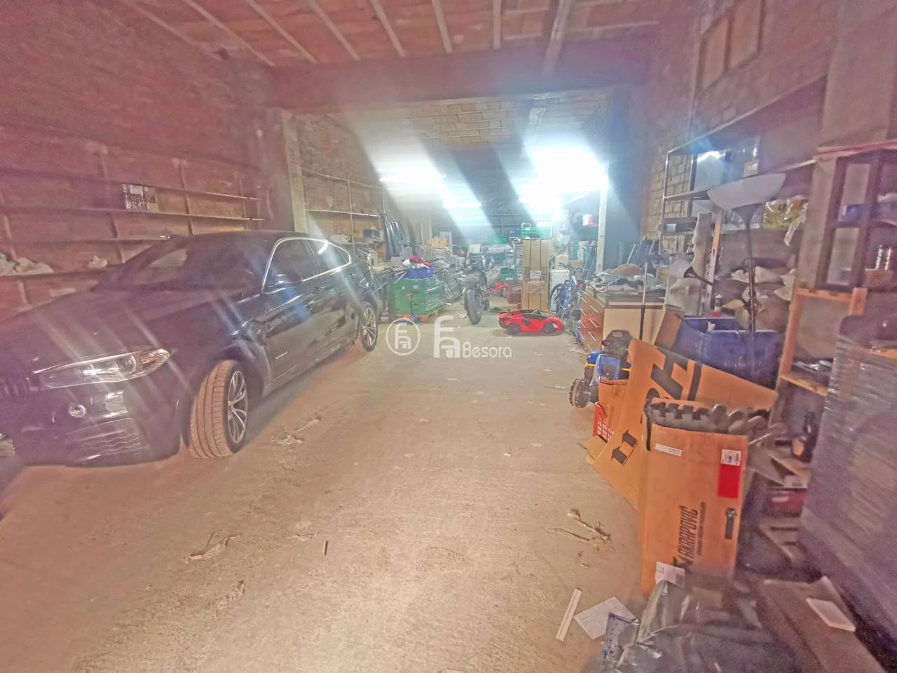 Local comercial en planta baja, 156 m²
