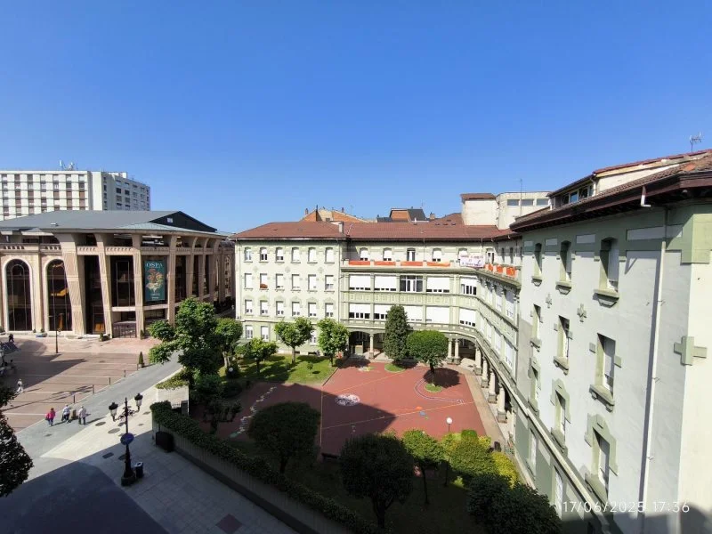 Piso arrendado en Auditorio, 86 m²