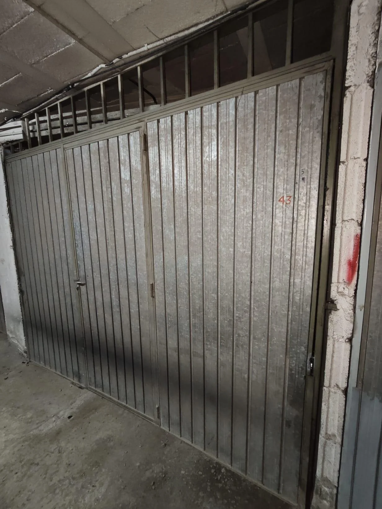 Enclosed garage in Ponferrada, 15 m²