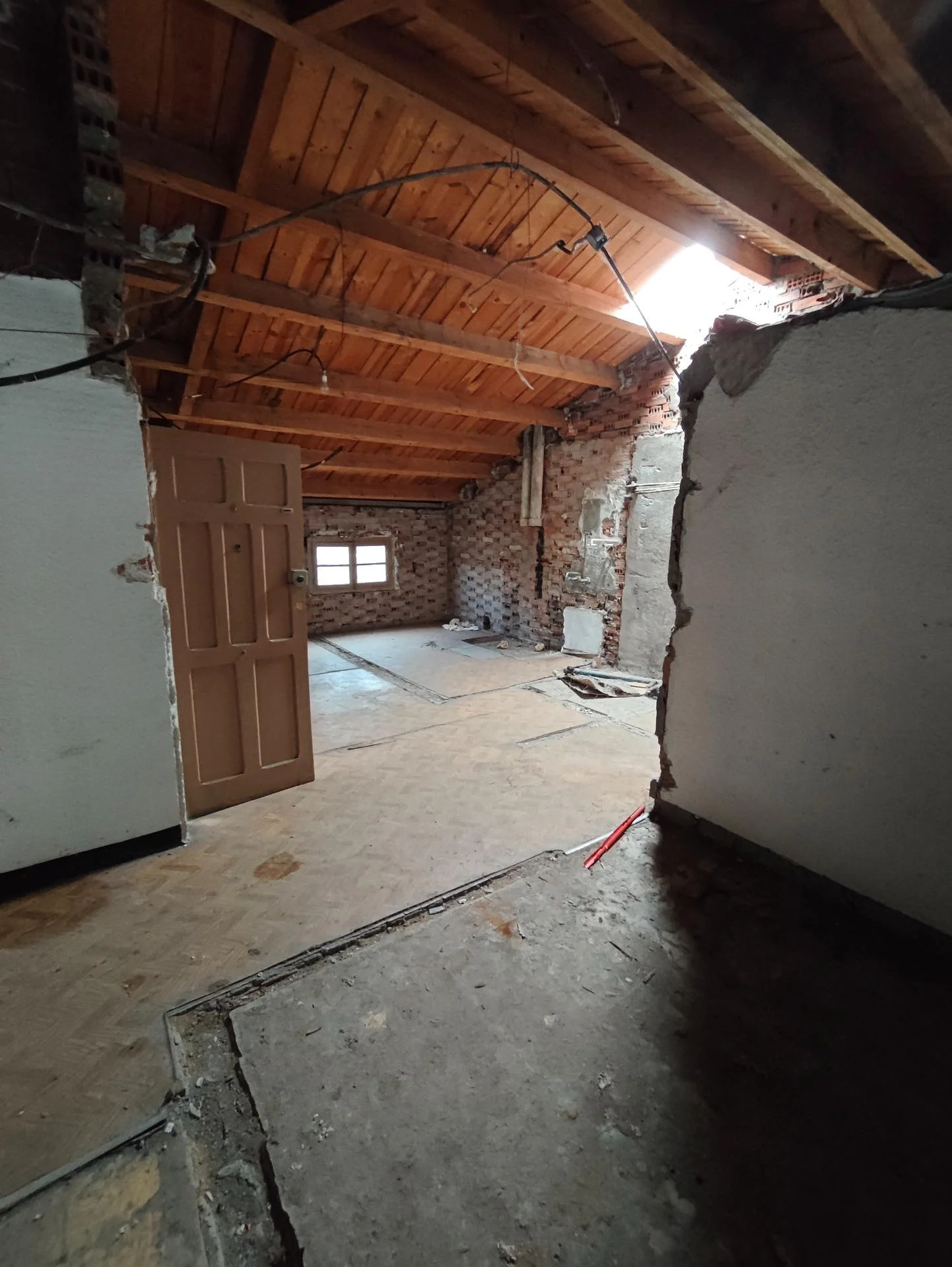 Ático para reformar en Temple, 2 habitaciones