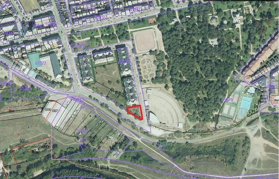 Parcela industrial junto al Auditorio, 956 m²