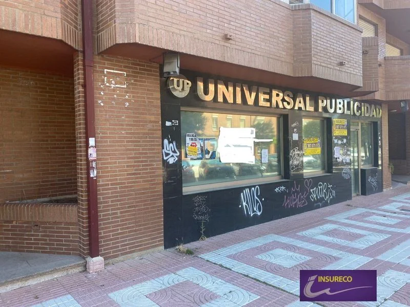 Street-front office near Paseo Salamanca