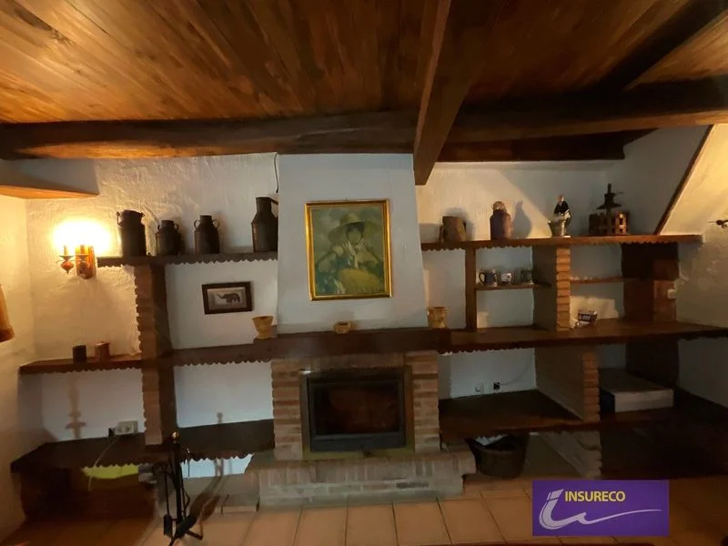 Renovated two-bedroom house near Bustillo